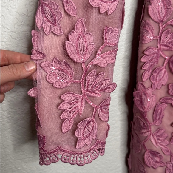 NEW HELSI Christy Scalloped Long Sleeve Pink Floral Applique Mini Dress Sz S - Picture 6 of 12